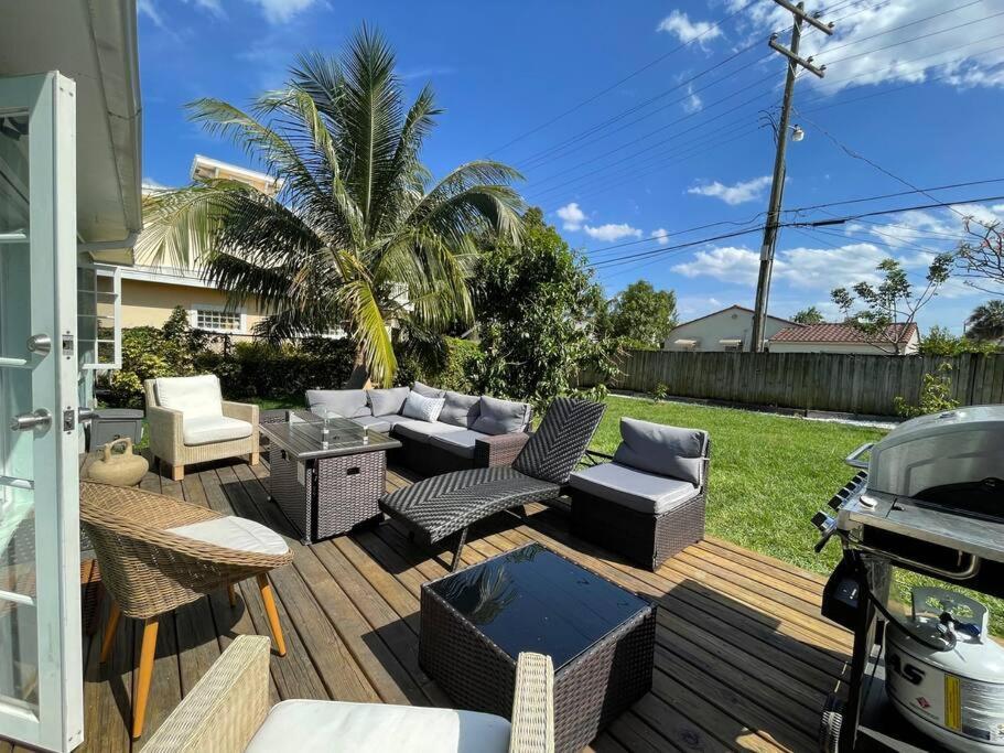 Hot Tub, Tiki Bar, Outdoor Shower, Near Intercoastal Waterway! West Palm Beach Exteriér fotografie