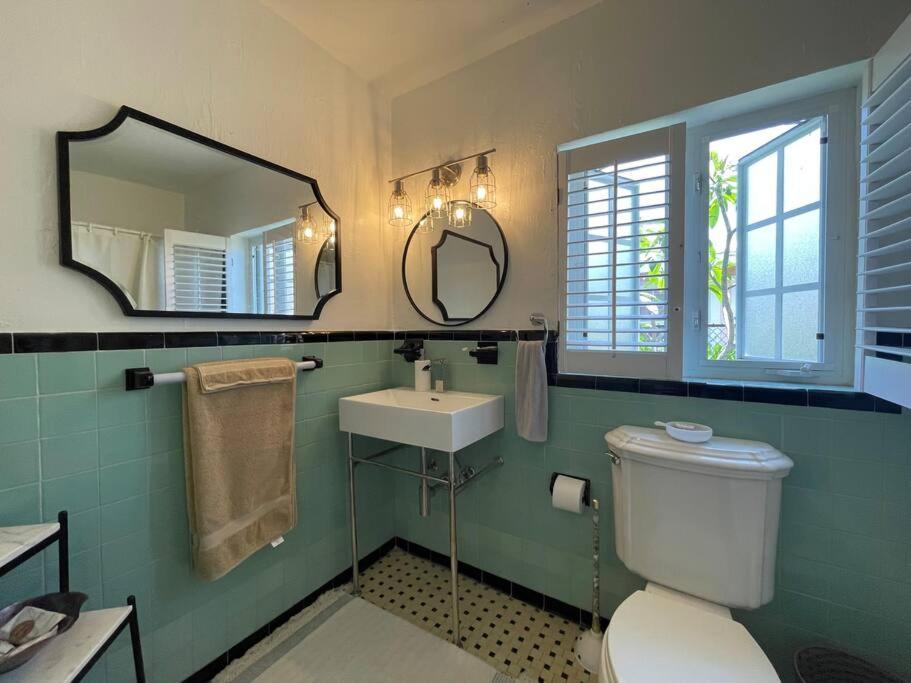 Hot Tub, Tiki Bar, Outdoor Shower, Near Intercoastal Waterway! West Palm Beach Exteriér fotografie